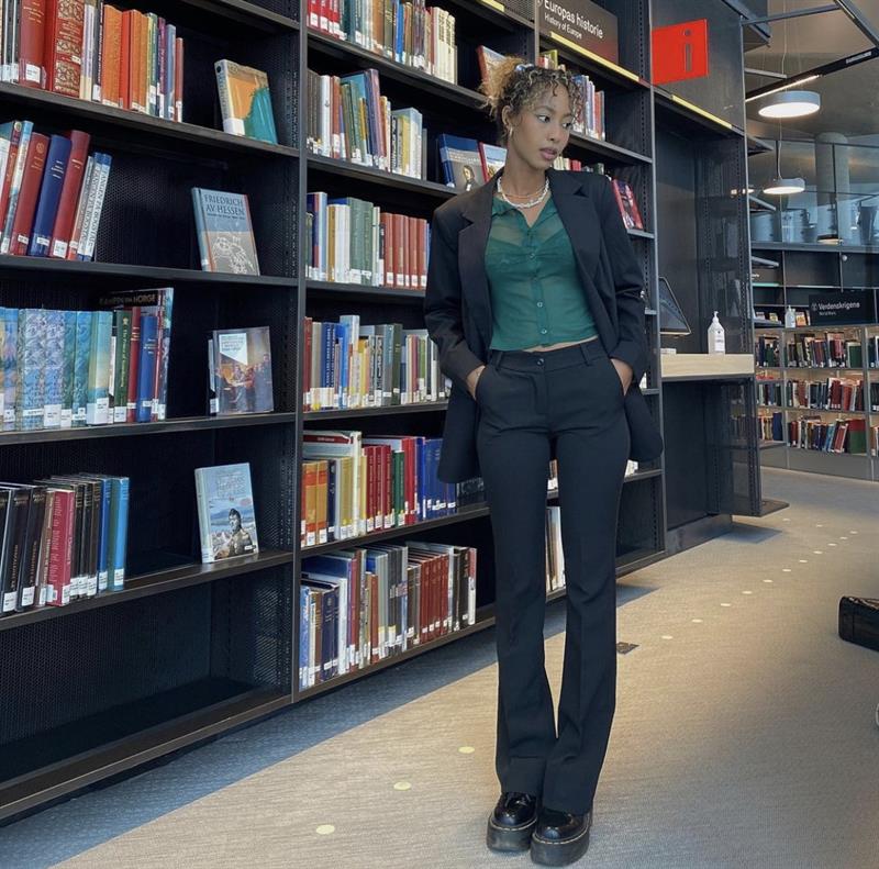 Flare Pants with Pockets - Eclaire