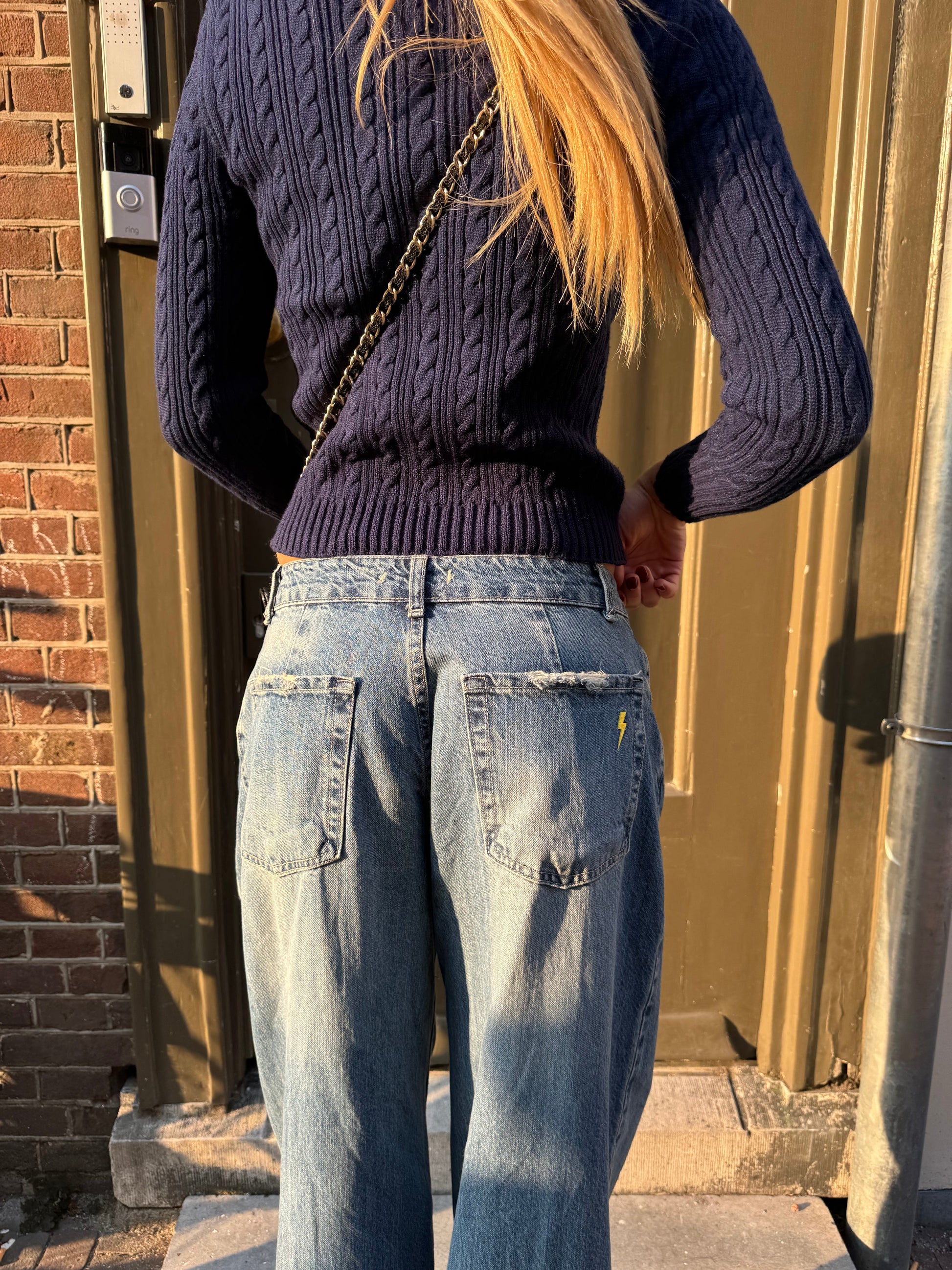 Alaia Low-Waisted Jeans with Lightning Detail - Eclaire